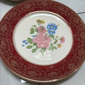 Stunning Set of 9 Salem China Co 23 Karat Dinner Plates